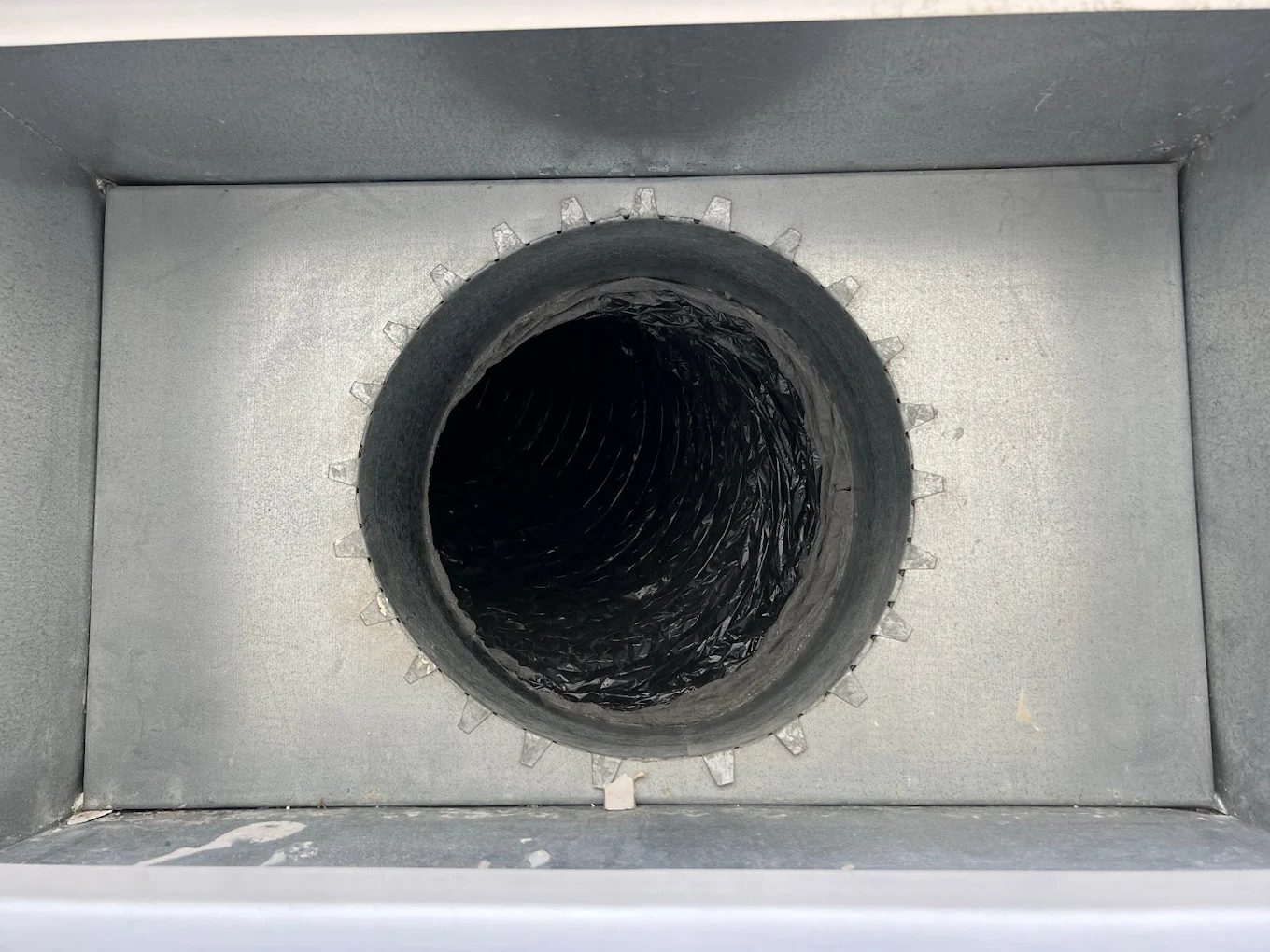 Advanced tools used for effective and safe Air Duct Cleaning